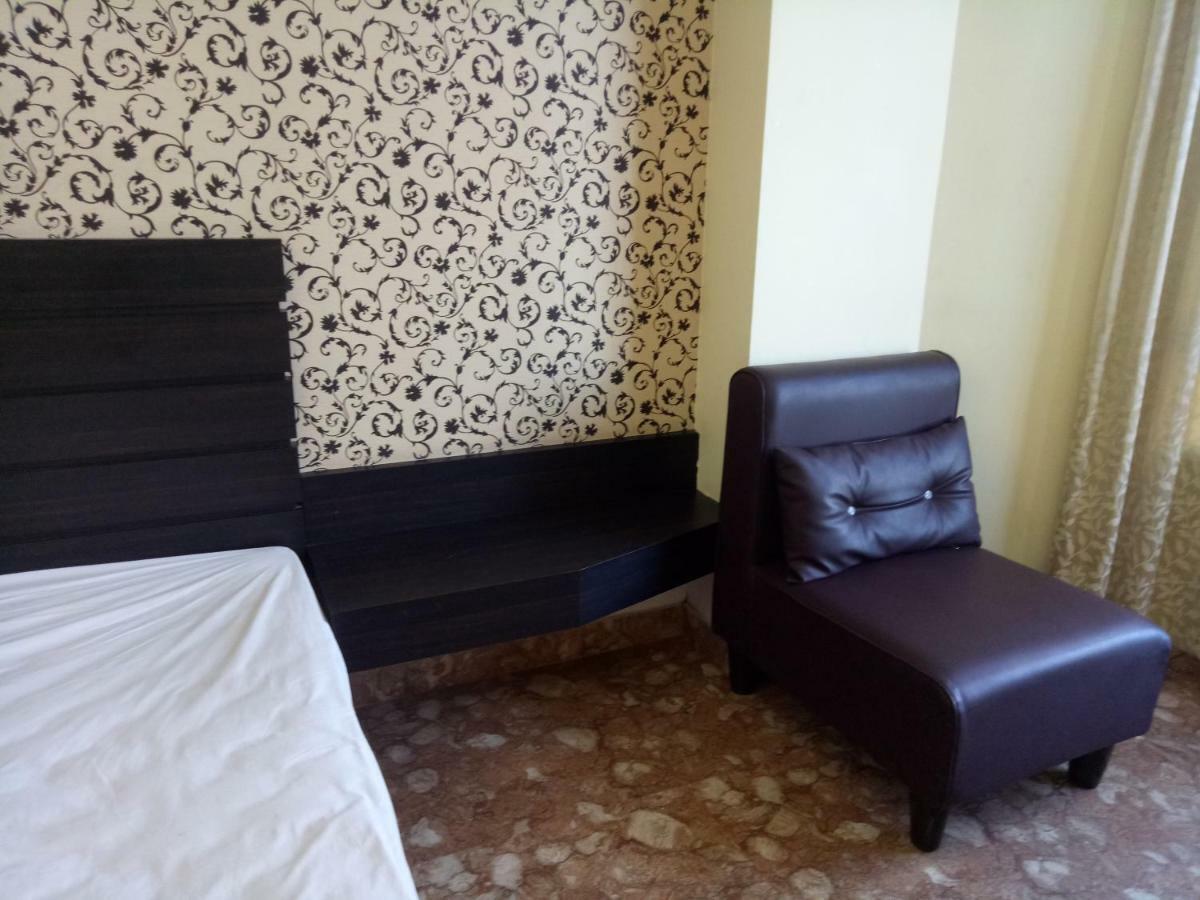Assam Jatri Niwas Hotell Puri Eksteriør bilde
